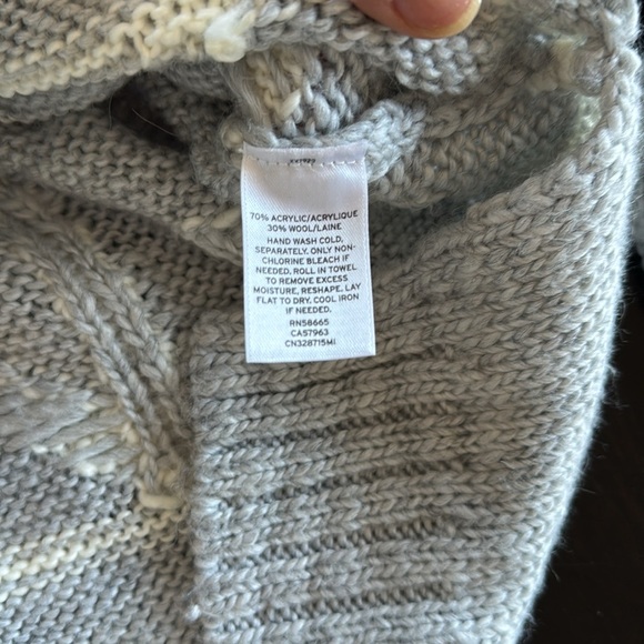 Caslon sweater with pattern size small - Picture 4 of 4